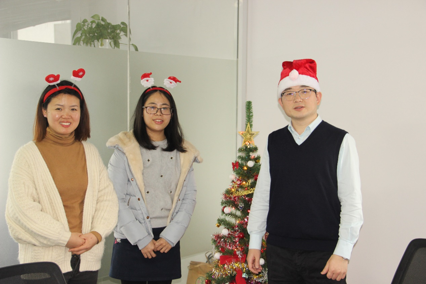 1591772491133260.png 雙旦三人照.png